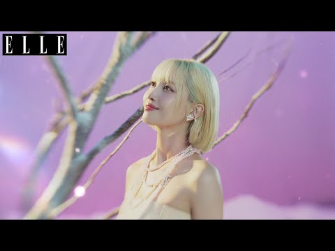 MOMOが誘う「タサキ」のホリデー・ワンダーランド｜ ELLE Japan