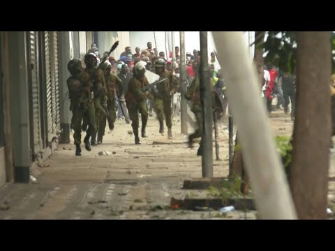 Kenyan protesters charge police as demonstrations turn violent | AFP