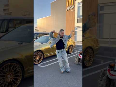 マクドナルドでも2Macの徹底ぶりを魅せる日本人ラッパー【SHO PAC】#Shorts