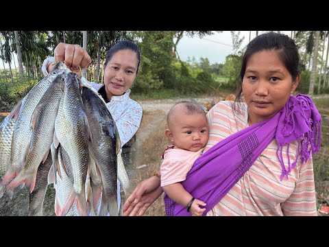 First time Daughter ko ghumaya | Boiling Local fish with bamboo shoot