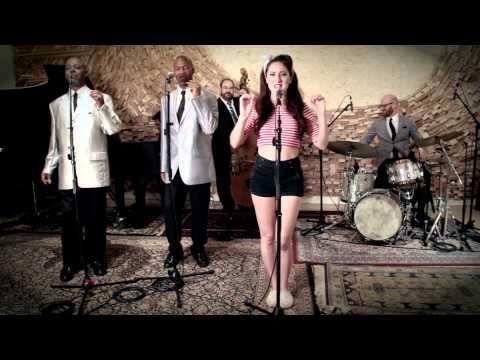 I Kissed A Girl - Vintage '50s Doo Wop Katy Perry Cover ft. Robyn Adele Anderson - UCORIeT1hk6tYBuntEXsguLg