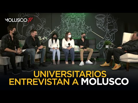 Universitarios ENTREVISTAN a Molusco por reto de la profesora ?