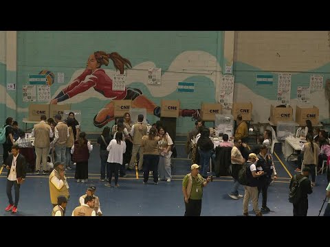 Final hour of voting in Honduras' presidential election | AFP