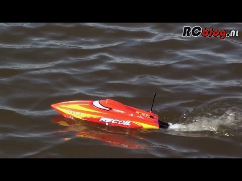 Pro Boat Recoil 17 Deep-V Brushless RTR video review (NL) - UCXWsfadxZ1qM0HKuPOx1ptg