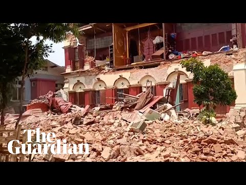 Myanmar: earthquake destroys temple and collapses bridge amid widespread damage