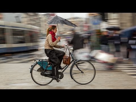 Panning in Amsterdam: Take and Make Great Photography with Gavin Hoey: AdoramaTV - UC8Pksdbj37CdE00kmE7Z1dw