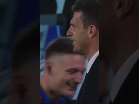 Thiago Motta's pulling some faces on the sidelines 🫨