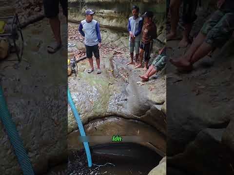 Bơm cạn hố nước sâu cuối cùng trắng tay