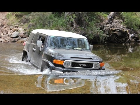 FJ Cruiser and the Victorian High Country. Mount Stirling and the King River Valley - UCIJy-7eGNUaUZkByZF9w0ww