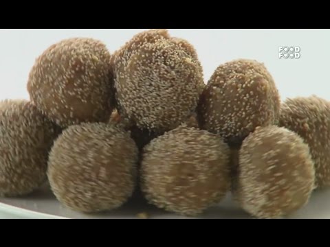 Sanjeev Kapoor Kitchen | Churma Ladoo Recipe | Master Chef Sanjeev Kapoor - UCthIcpK06l9bhi9ISgreocw