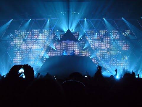 Daft Punk Alive 2007 - Steam Machine / Too Long #04