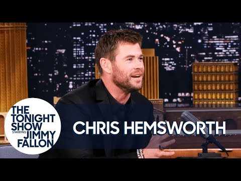 Chris Hemsworth Sinks an Epic Full-Court Basketball Shot - UC8-Th83bH_thdKZDJCrn88g