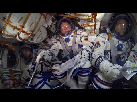 Soyuz ride into space - UCIBaDdAbGlFDeS33shmlD0A