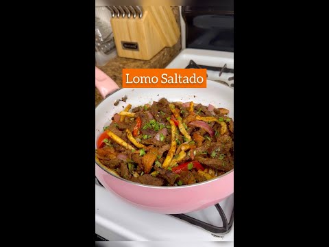 Lomo Saltado (Peruvian Steak and Fries Stir Fry)