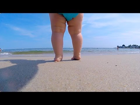 Baby Eats Sand - UCtinbF-Q-fVthA0qrFQTgXQ