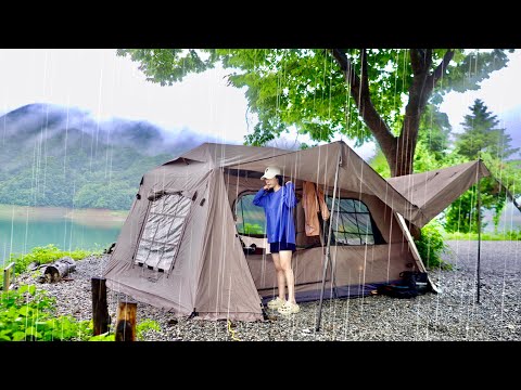 폭우가 쏟아지는 호수 ☔️ 원터치텐트에서 | 군침이 꿀꺽~ 인생 소갈비찜과 막걸리는 못 참지! | 빗소리 ASMR | 우중캠핑에는 원터치텐트