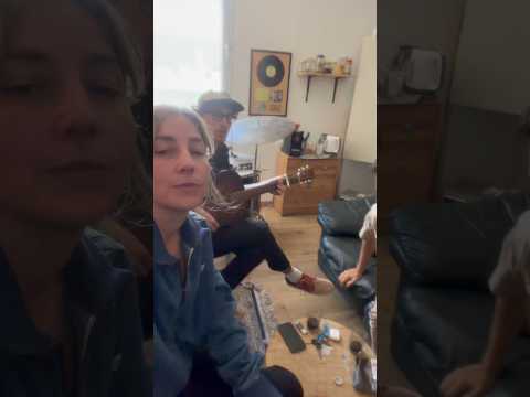 לא נגמרו המילים,לא נגמרו השירים - הוכחות ברביעי הקרוב 13.5 הצוללת הצהובה 💛✨