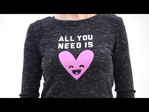 How to paint a Freezer Paper Stencil, on a T-shirt or bag