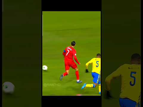 Ronaldo showed who is the GOAT..🥶🐐 #aura #cr7 #football #zalatan #shorts