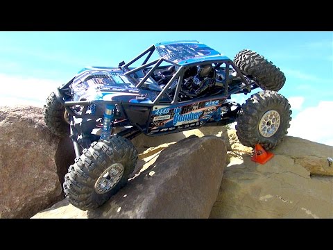 RC ADVENTURES - AXiAL RR10 BOMBER - First thoughts, Tips & Tricks - Backyard Rock Crawling Course - UCxcjVHL-2o3D6Q9esu05a1Q