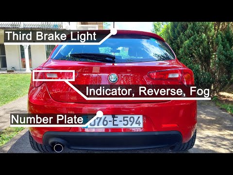 Come sostituire le lampadine del faro posteriore della Alfa Romeo Giulietta