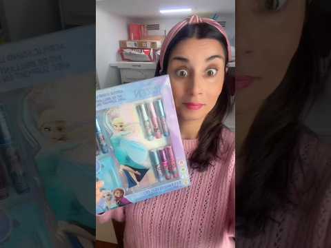 UNBOXING DISNEY: GIULIA TROVA NEL FRIGO I ROSSETTI DI ELSA🩵