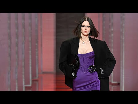 Versace | Fall Winter 2022/2023 | Full Show