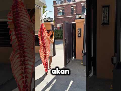 😱 Orang Ini Beli Tulang Ikan, Tapi Isinya Bikin Melongo! #shorts