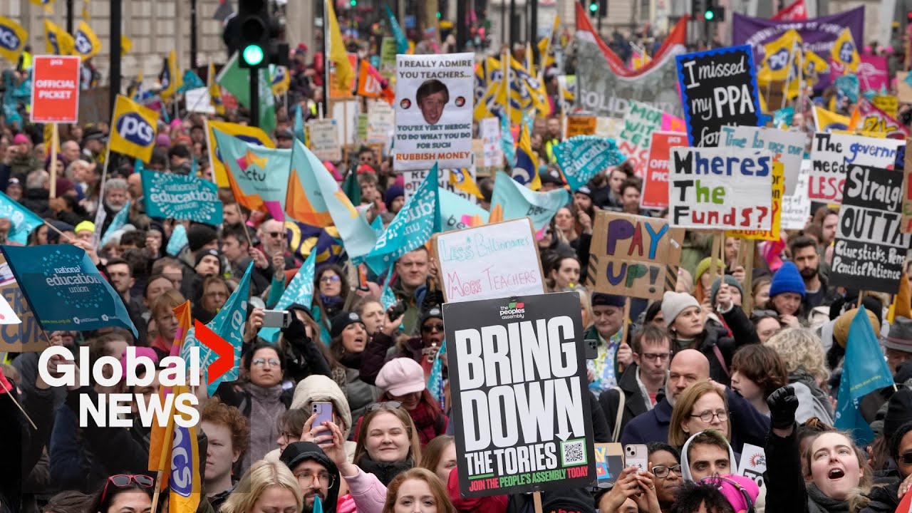UK teachers, students and civil servants join mass strike on "Walkout Wednesday"