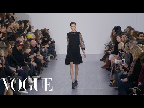 Chloé Ready to Wear Fall 2013 Vogue Fashion Week Runway Show - UCRXiA3h1no_PFkb1JCP0yMA