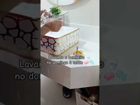 🚽🪠🧼🏠 #donadecasa #lavandobanheiro #limpezadacasa #limpezasatisfatória #banheiro