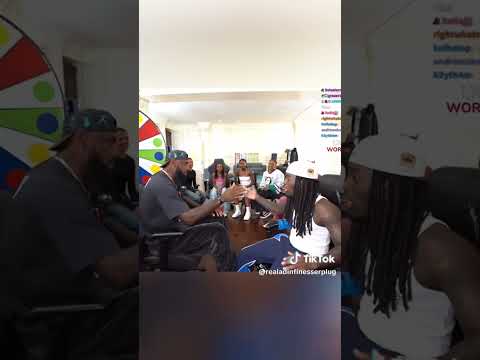 Nah Kia and LeBron made a handshake #kaicenat #lebronjames #mafiathon #subscribe