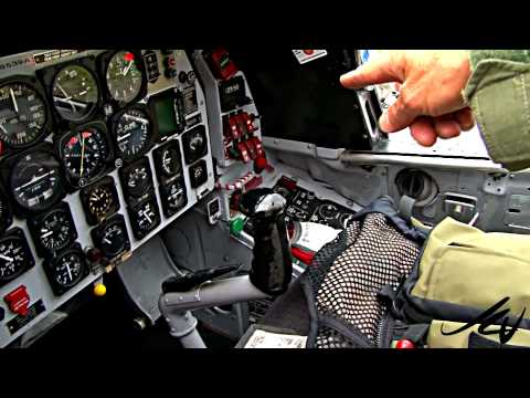 Flying the T28 Trojan - cockpit, bombs and 'Black Ops' - UC0sYKQ8MjYjLYeaHDItPong