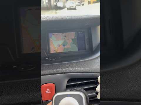 How to Set the Clock on the Renault Scenic