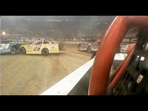 Pat Kelley Qualifying Race Gateway In Car Video - St. Louis 12/03/2022 - dirt track racing video image