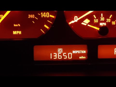 Come si resetta la spia Service della BMW Serie 3?