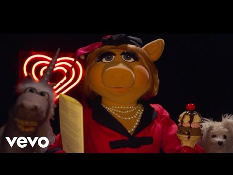 The Muppets - I'll Get You What You Want (Cockatoo In Malibu) (from "Muppets Most Wanted") - UCgwv23FVv3lqh567yagXfNg