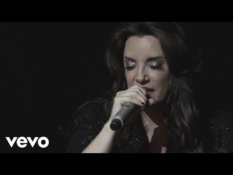 Ana Carolina - Mais Forte (Ao Vivo) - UCqvT-RKX1-NnJQcuPSwIInA