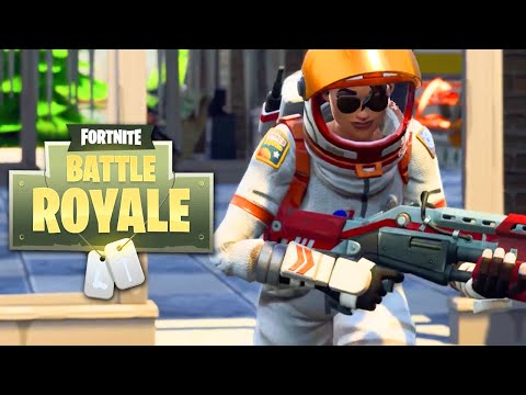 Fortnite - Replay System Project Spotlight Trailer - UCUnRn1f78foyP26XGkRfWsA