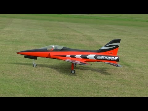 AZZA FLYING HIS RC ELITE AEROSPORTS SHOCKWAVE AT HEADCORN RC MODEL AIRCRAFT SHOW - 2014 - UCMQ5IpqQ9PoRKKJI2HkUxEw