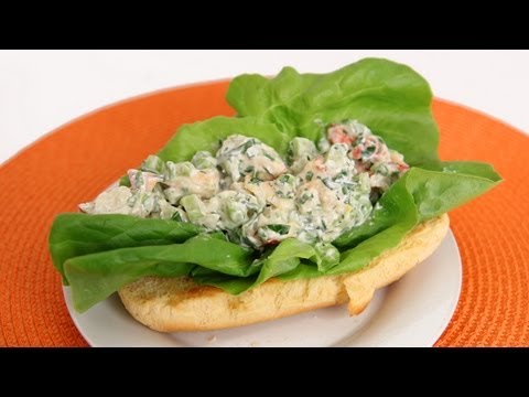 Lobster Roll Sandwich Recipe - Laura Vitale - Laura in the Kitchen Episode 582 - UCNbngWUqL2eqRw12yAwcICg