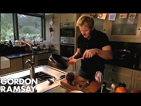 Caramelised Cranberry and Apple Sauce - Gordon Ramsay - UCIEv3lZ_tNXHzL3ox-_uUGQ