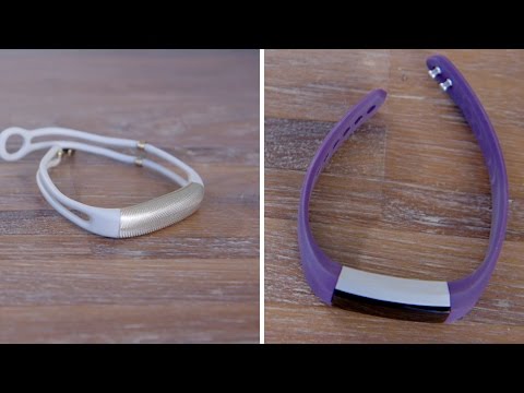 Fitbit Alta vs. Jawbone Up 2 comparison | Versus - UCddiUEpeqJcYeBxX1IVBKvQ