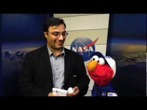 Sesame Street's Elmo Talks Future with SPACE.com - UCVTomc35agH1SM6kCKzwW_g