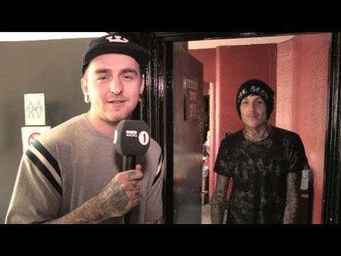 Bring Me The Horizon's backstage tour of Koko - UC-FQUIVQ-bZiefzBiQAa8Fw