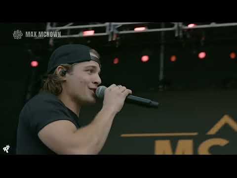 Max Mcnown Performs Hotel Bible at Lollapalooza Chicago 2025