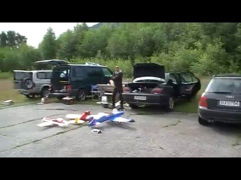 Video worth watching - Spitfire - Nice day at the airfield RingebuRC - UCr_AyozpolF_e4yLVndJY0g