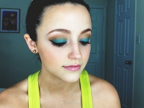 "Never Fade Jade" Makeup Tutorial - UC8v4vz_n2rys6Yxpj8LuOBA