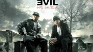 Bad Meets Evil - Echo (Deluxe track) - Eminem & Royce da 5'9