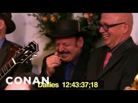Scraps: George Takei Gives LaBamba The Giggles - CONAN on TBS - UCi7GJNg51C3jgmYTUwqoUXA